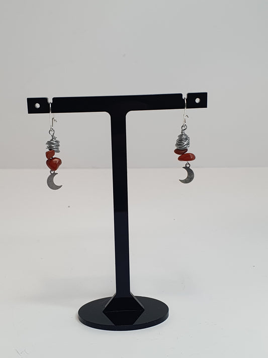 Small crystal moon earrings. (Customise your crystal.)