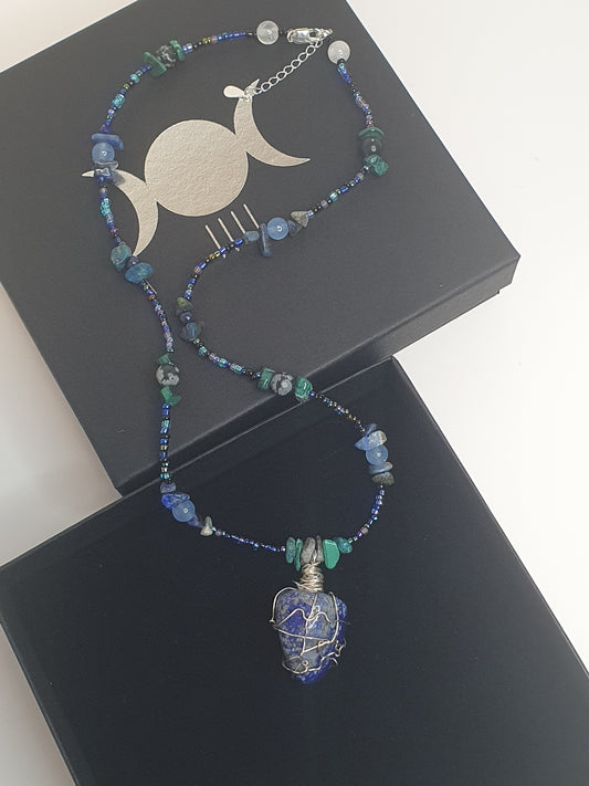 Lapis Lazuli Silver necklace. (18")